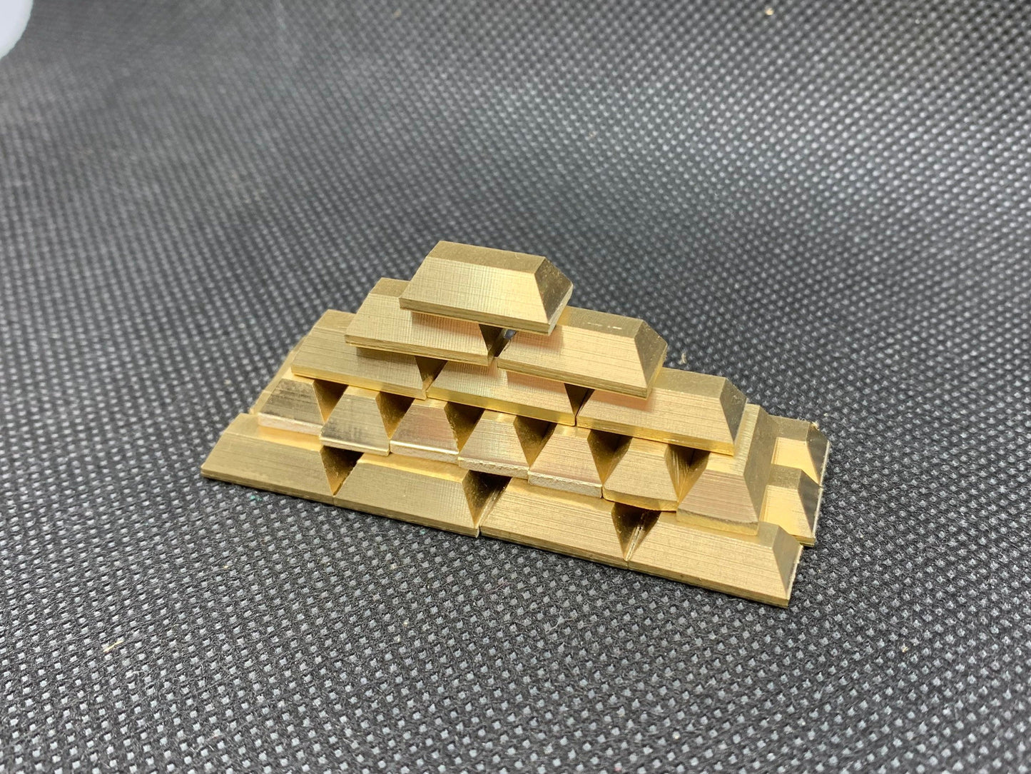 Metal gold bars for board games (Wyrmspan, Golem, Tekhenu, Tzolk'in, Teotihuacan, Stone Age, Marco Polo)