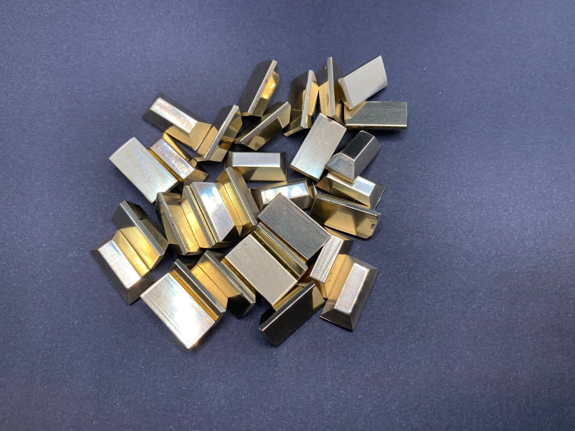 Metal gold bars for board games (Wyrmspan, Golem, Tekhenu, Tzolk'in, Teotihuacan, Stone Age, Marco Polo)