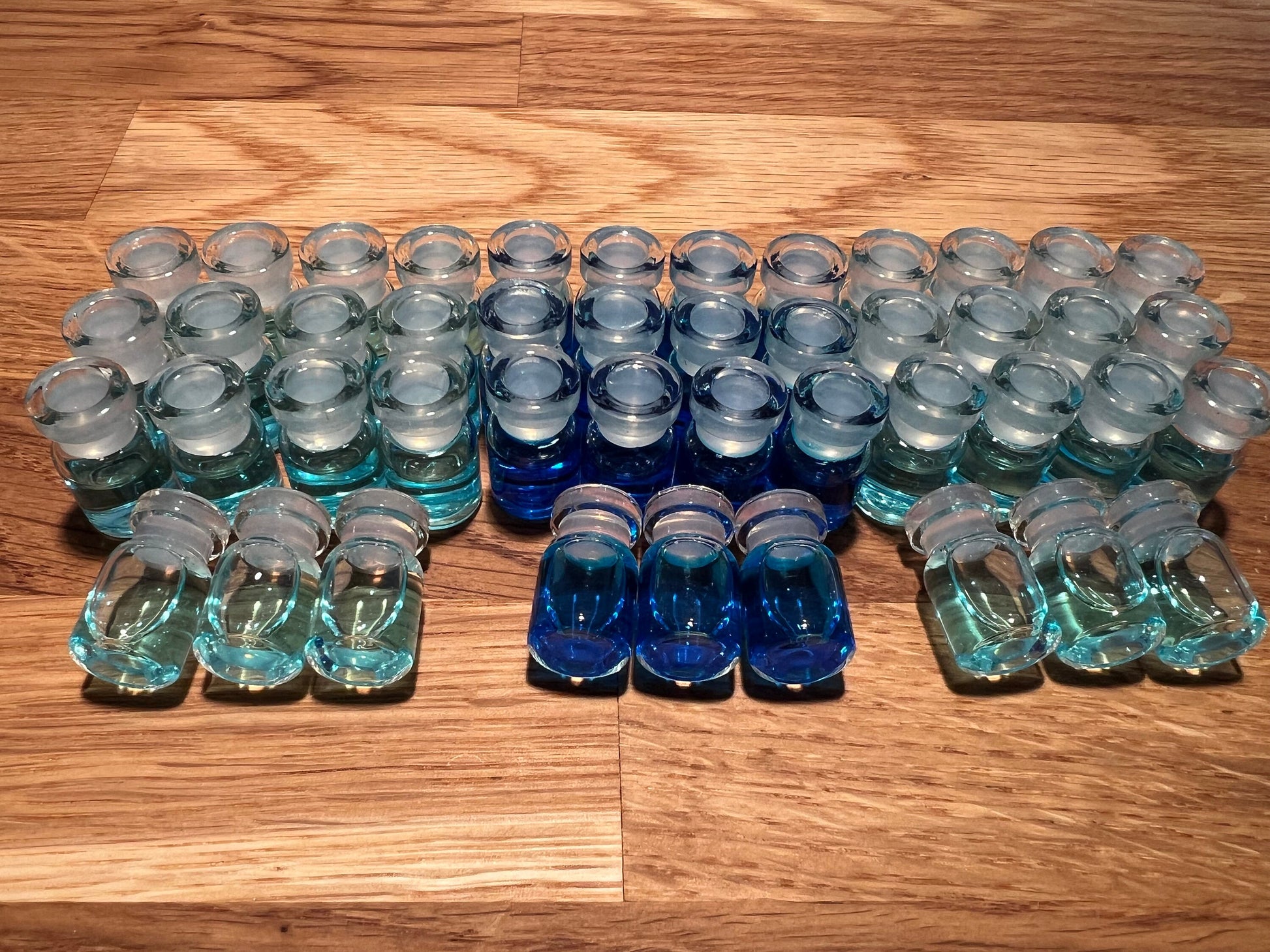 Premium Glass Water Tokens for Anachrony – Durable, Leak-Proof Glass Bottles in Two Shades of Blue (45 Tokens)